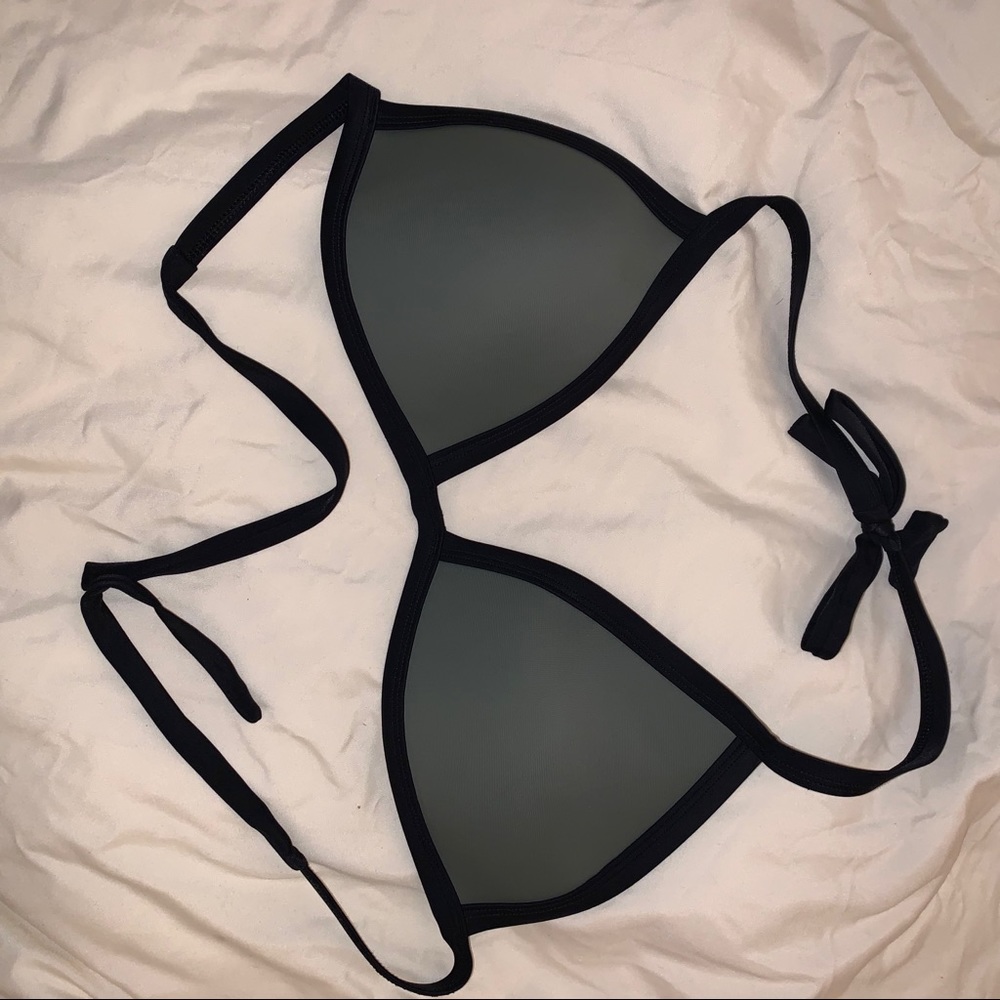 Body Glove - Seaway love triangle top